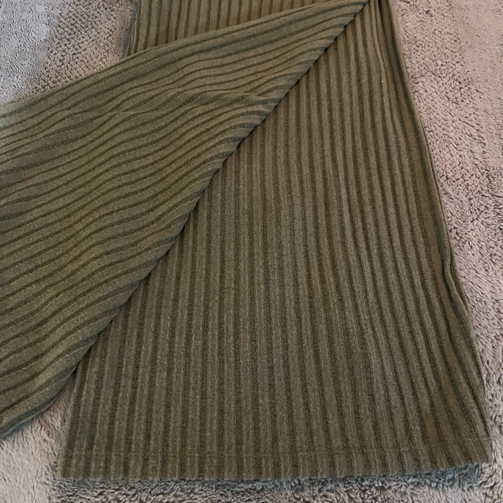 HALARA Olive Striped Jumpsuit - Picture 6 of 6
